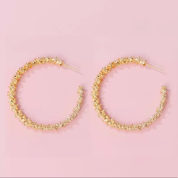 2/$35🖤 Gold Plated Big Textured Hoop Earrings D33 - Picture 8 of 8